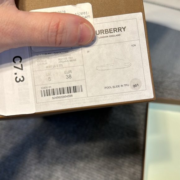 Burberry slides - Picture 8 of 8